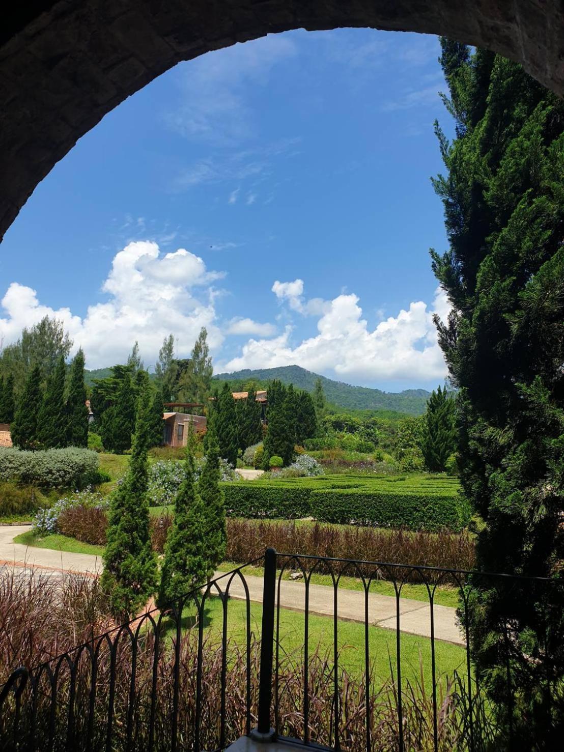 La Toscana Suan Phueng Esterno foto